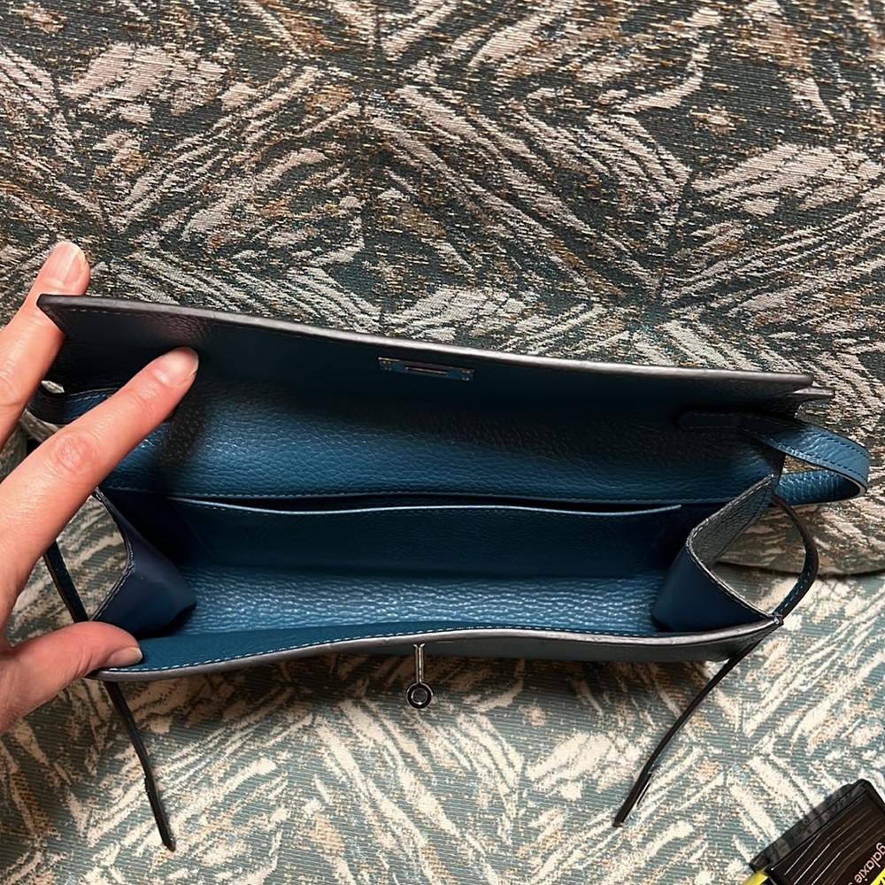 Leather bag - Picture 4 of 6
